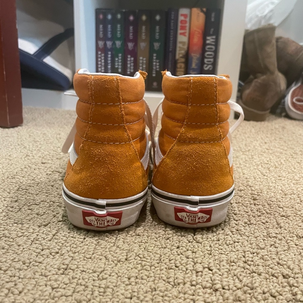 Vans - Picture 6 of 6